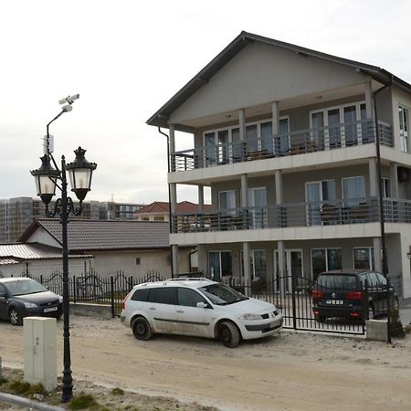 Hotel California Dreaming Năvodari Esterno foto